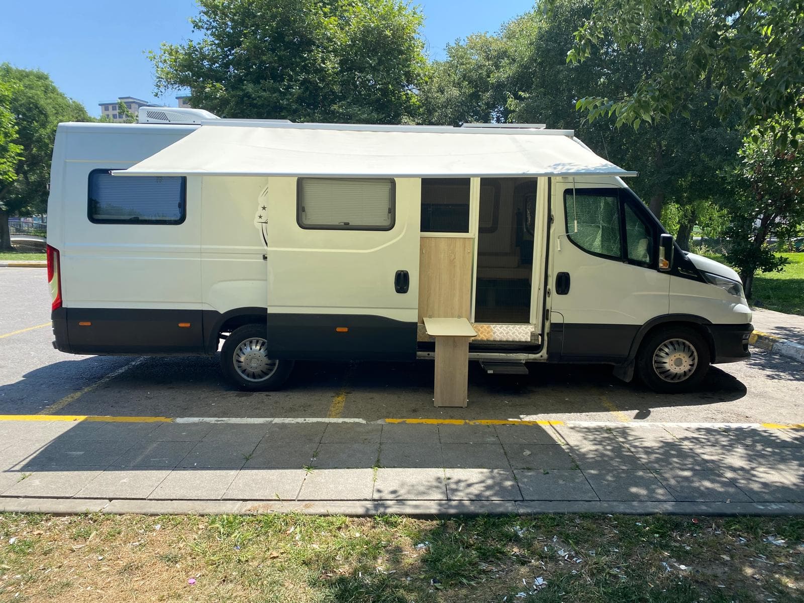 TROYA OTOMATİK VİTES 4 KİŞİLİK KARAVAN