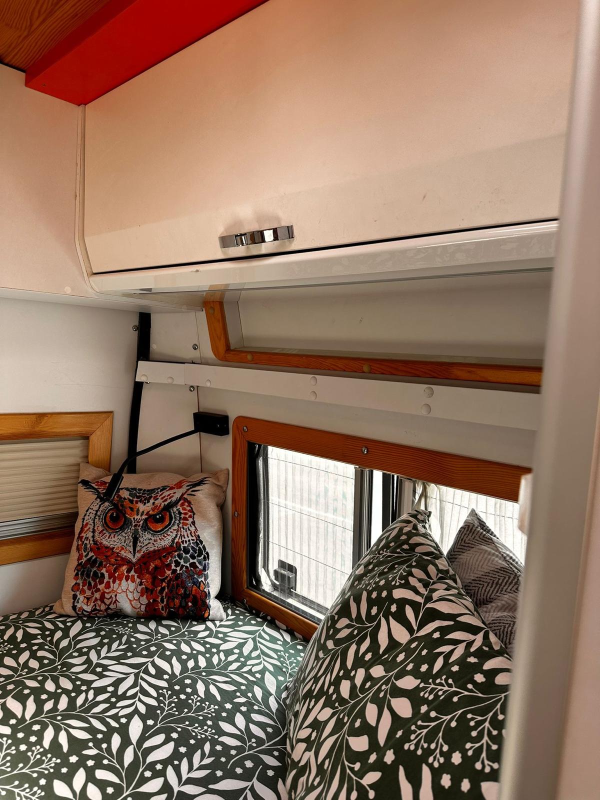 REVERIE 4-PERSON CARAVAN - 2